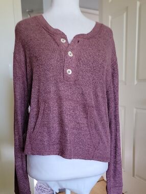 Abercrombie & Fitch Mauve Henley Scoop Neck